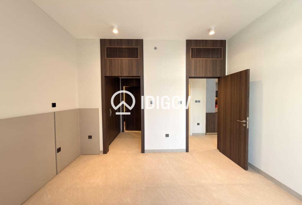 Living and dining area