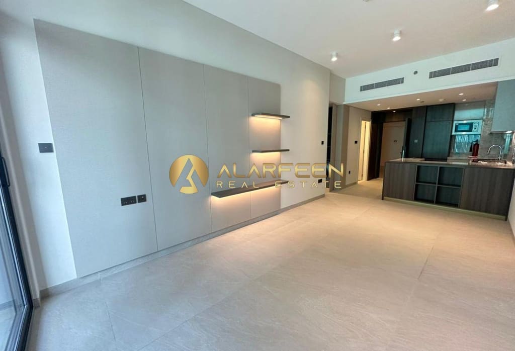 Living and dining area