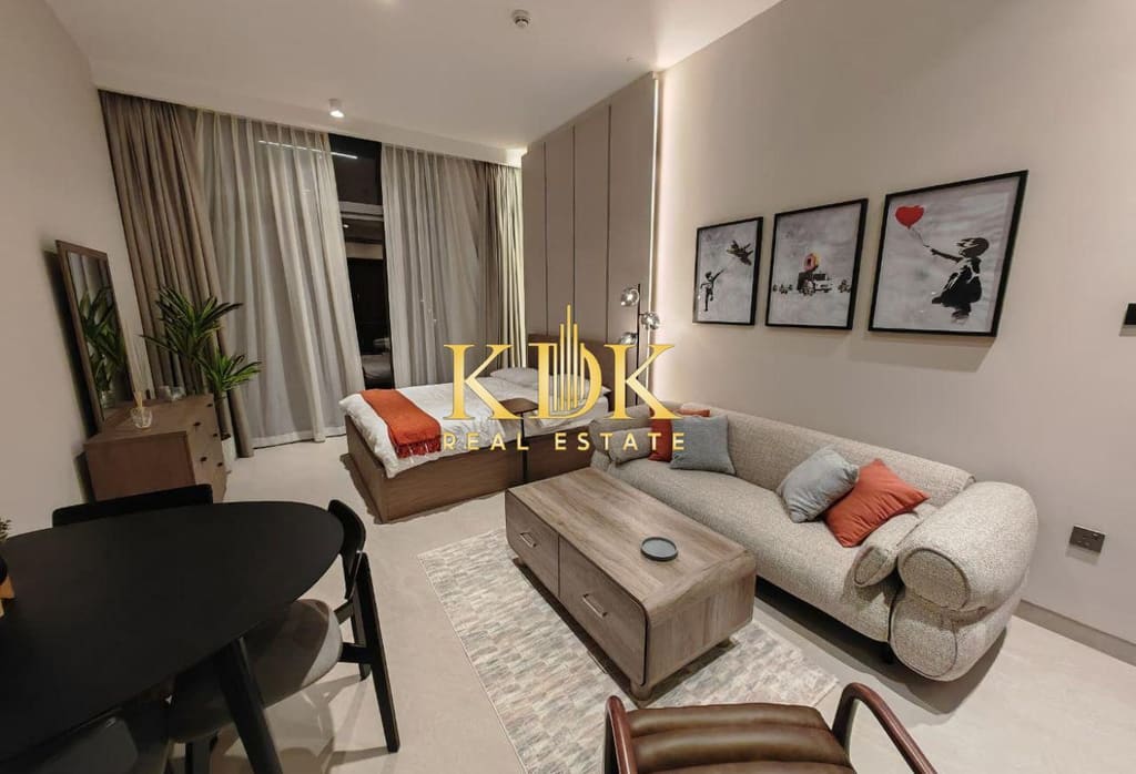 Living and dining area