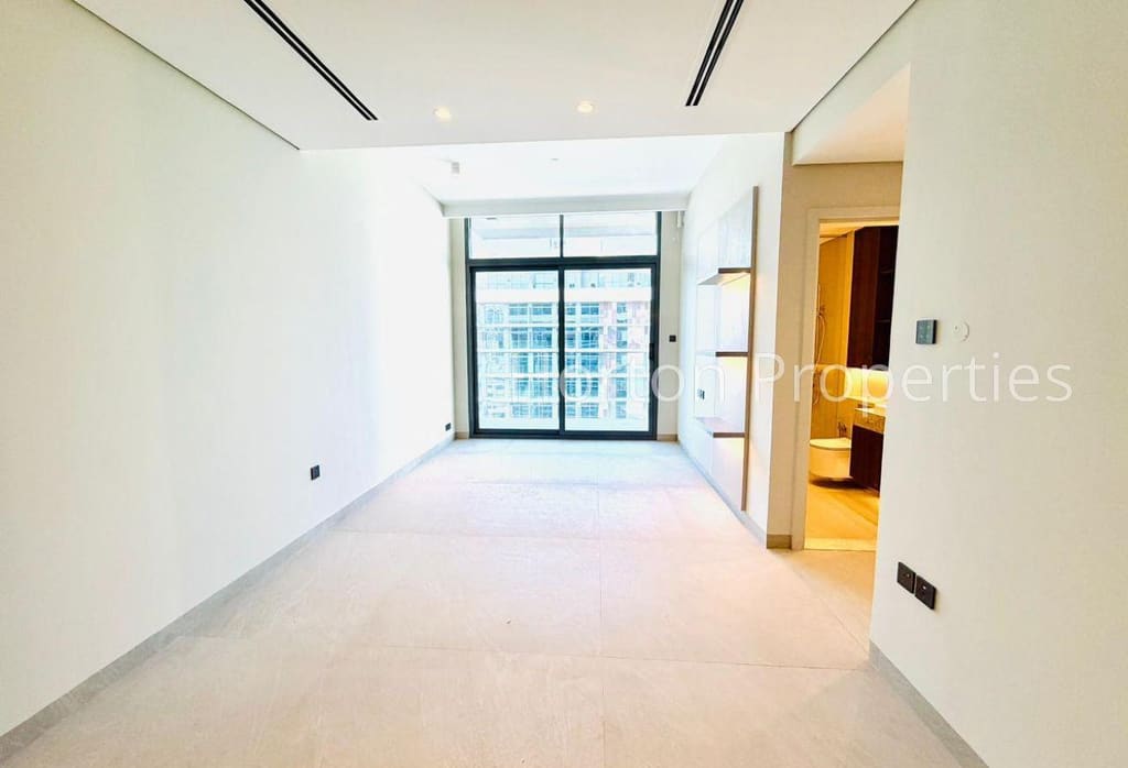 Living and dining area