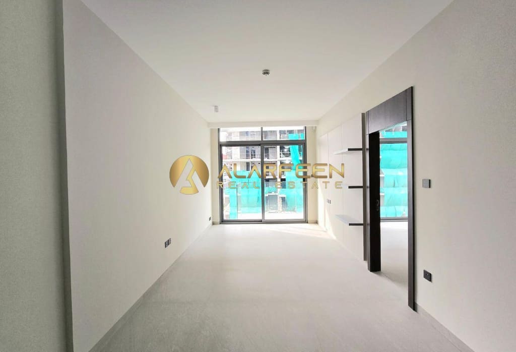 1BR, Stonehenge Residence · 809 sqft