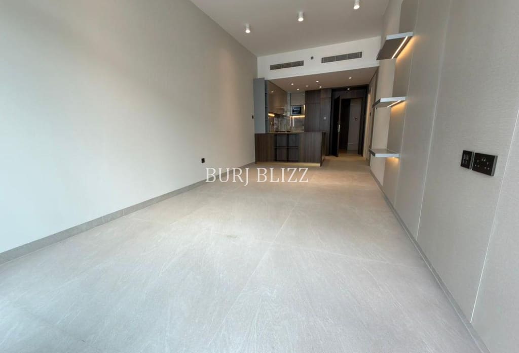 Part-furnished 1BR, Stonehenge Residences II · 745 sqft
