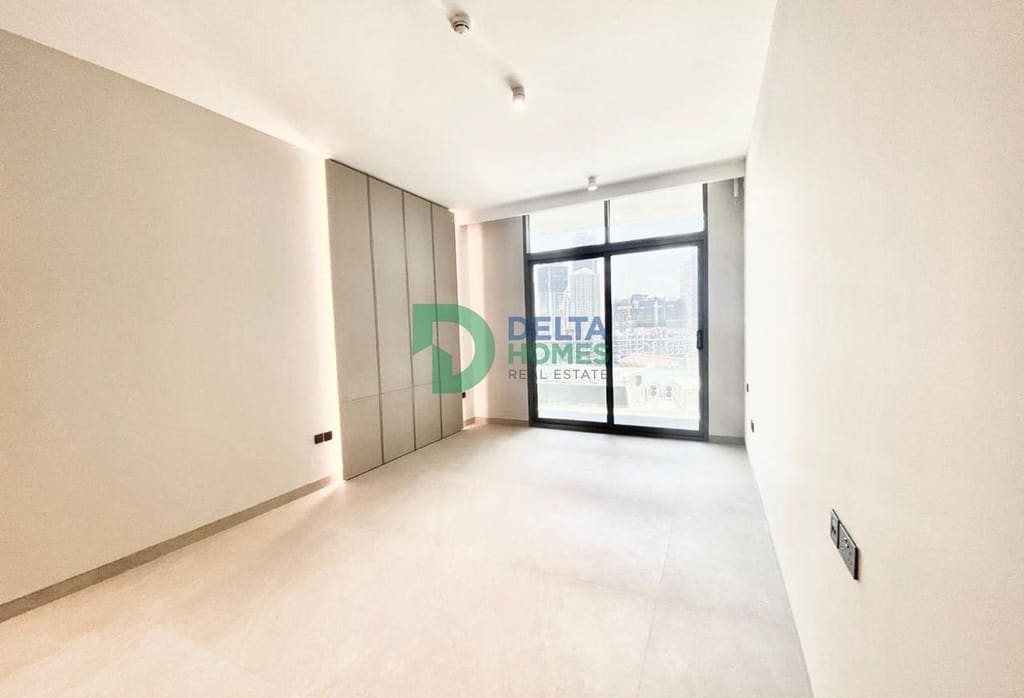 Living and dining area