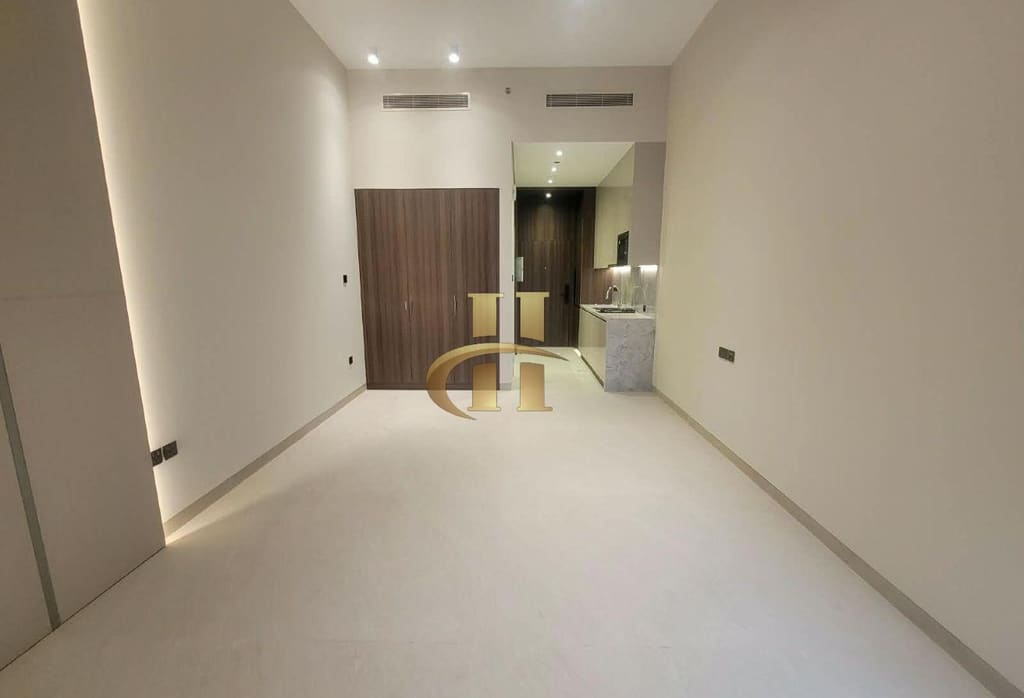 Studio with a maid's room, Stonehenge Residences II
