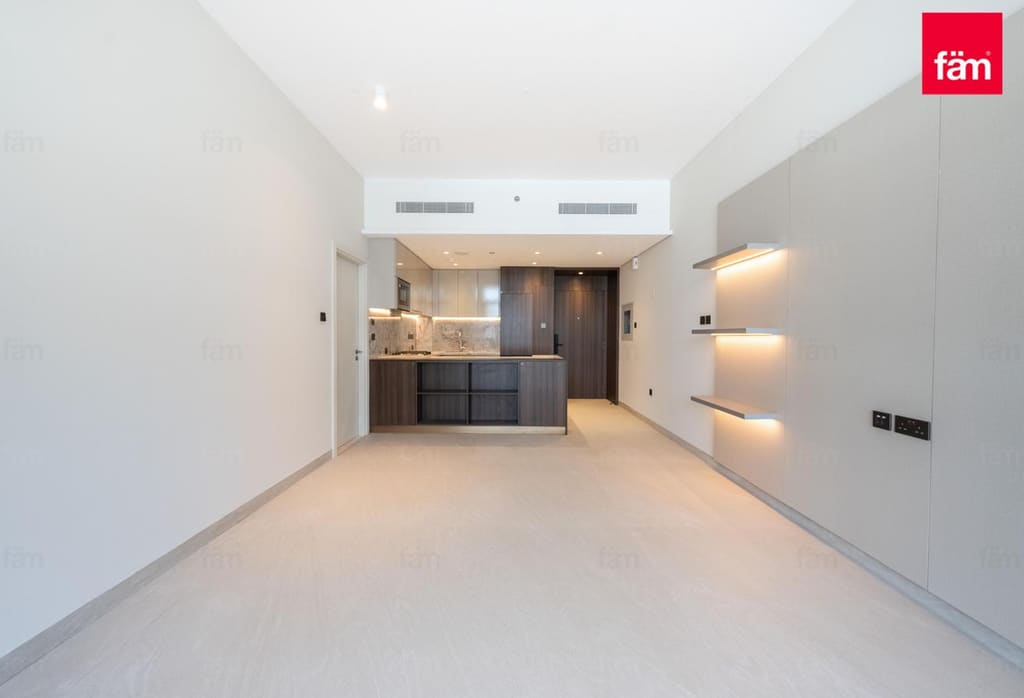 1BR, Stonehenge Residences II · 870 sqft