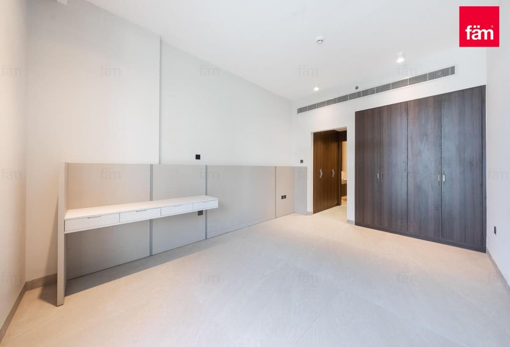 Living and dining area