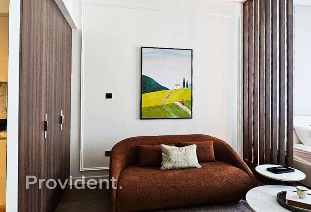Furnished studio, Stonehenge Residences II · 447 sqft