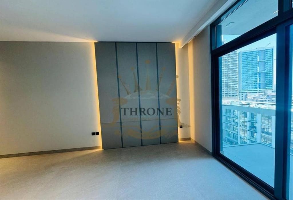 Studio, Stonehenge Residences II · 448 sqft