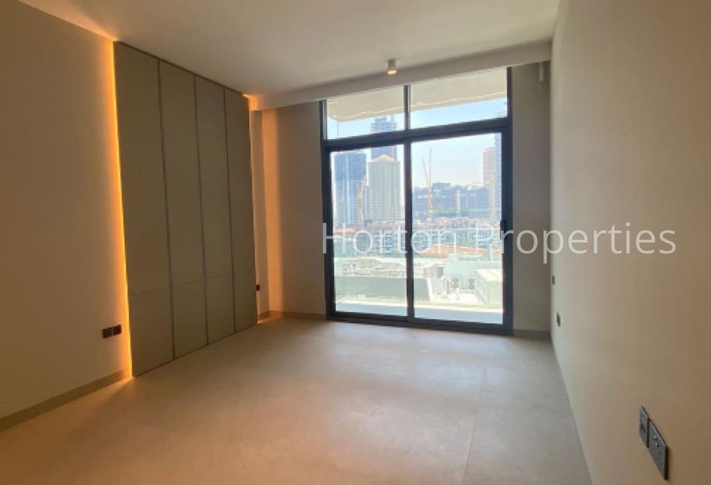 Part-furnished studio, Stonehenge Residences II · 449 sqft