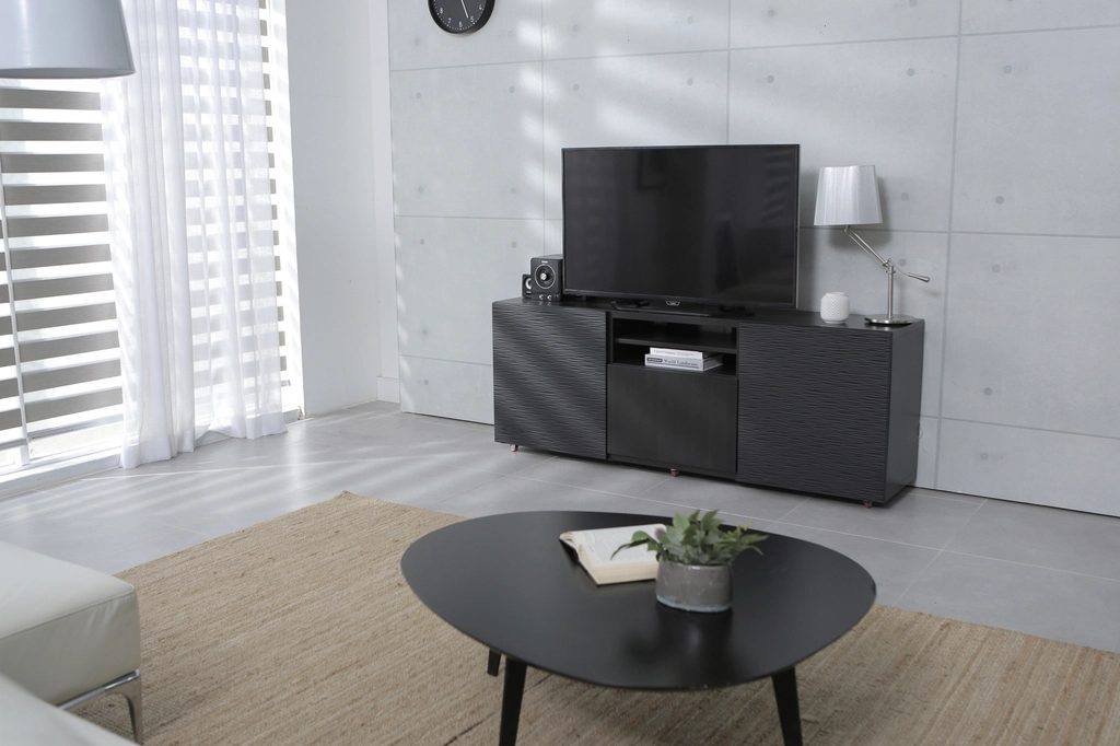 Living room, photographed unfurnished